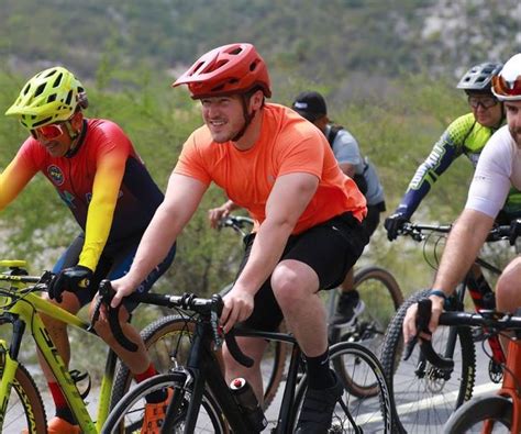 Estrena Samuel Adecuaciones Para Ciclistas En La Huasteca Punto