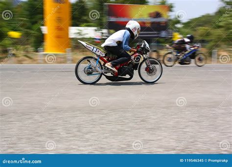 Lampang Thailand April 24 2010 Motorcycle Rider Racing Drag Bike