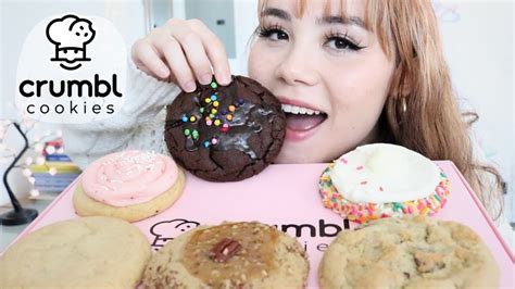 Asmr Crumbl Cookie Mukbang~ 🍪 My First Time Trying Crumbl Youtube