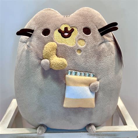 Pusheen with Cheetos It's Sugar Exclusive | #4636647437