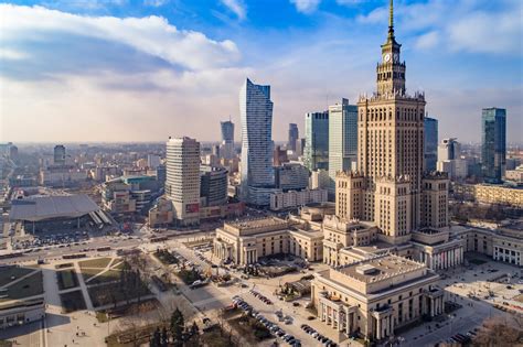 Podr S U Bowa Do Warszawy Warszawa Travel Przewodnik Zwiedzanie