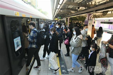 母亲节｜港铁今明两日再推「感谢日」 半价搭车包括跨境线 星岛日报