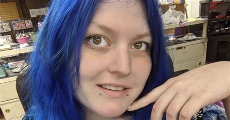 Mum Takes Giant Sex Toy To DIY Store To Get Paint That Matches Lurid Hot Pink Colour The Mirror