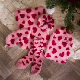 Ohs Heart Print Cosy Hot Water Bottle Gift Set Pink