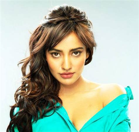 Neha Sharma Wiki Biography Dob Age Height Weight Affairs And More