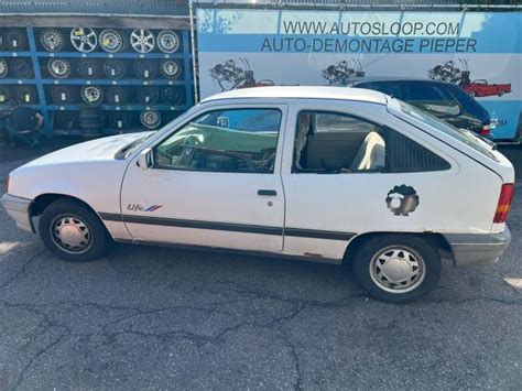 Opel Kadett E I L Ls Gl Pave Blanc