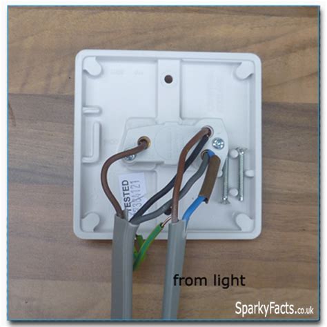 Three-Way Lighting Circuit Wiring | SparkyFacts.co.uk