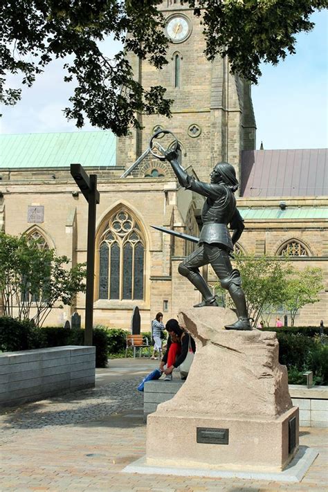 Martin Brookes Oakham: King Richard III Tomb Leicester Cathedral Statue ...