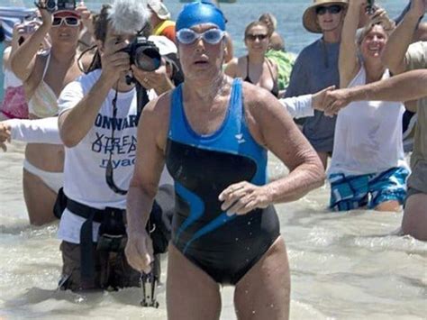 Cubainformacion Artículo Diana Nyad presenta en La Habana su