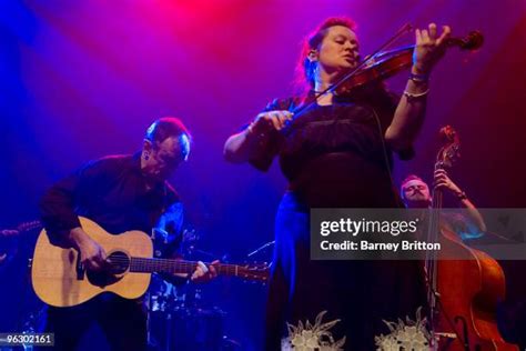 Eliza Carthy Photos And Premium High Res Pictures Getty Images