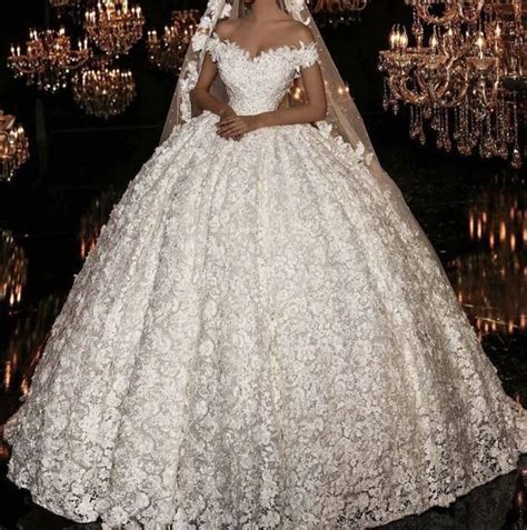 Extravagant Wedding Dresses Wedding Dress Bustle Wedding Dresses Lace