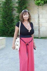 Not Nude Buxom Facebookwomen 7 ZB Porn