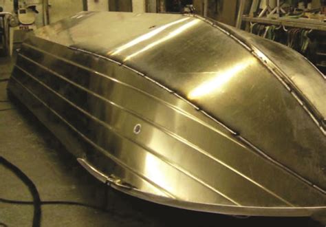 Hull Construction Customweld