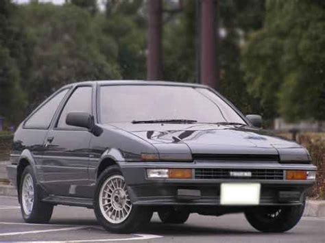 TOYOTA SPRINTER TRUENO GT APEX AE86 1985 FOR SALE JAPAN CAR ON TRACK