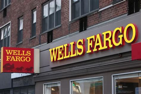 Wells Fargo Ex Exec Tolstedt Avoids Prison Time Banking Dive