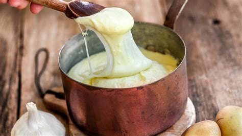 The Best Cheese For Pommes Aligot And What To Do When You Can T Find It