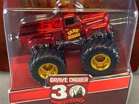 Hot Wheels Monster Jam Grave Digger Th Anniversary Vehicle Matthew