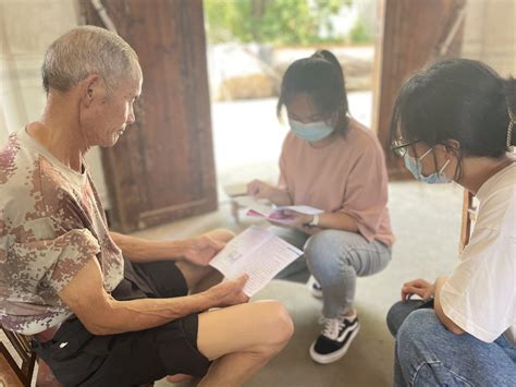 【暑期“三下乡”社会实践专题报道】关注健康 免费体检 信息工程学院赴枞阳县大学生乡村振兴实践团送医下乡