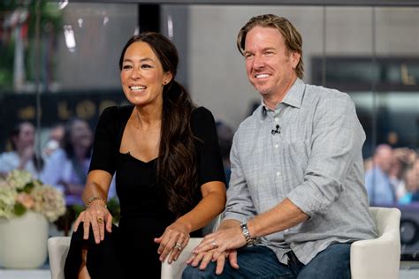 Joanna And Chip Gaines Shares Anniversary Throwback Photo Parade