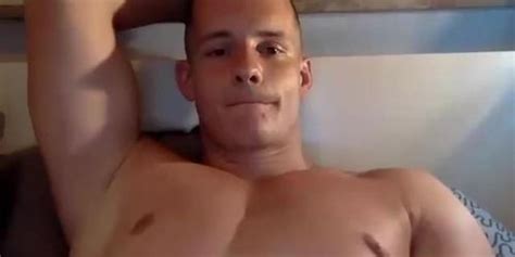 Hot Shaved Muscle Hunk Stroking His Huge Dick Tnaflix