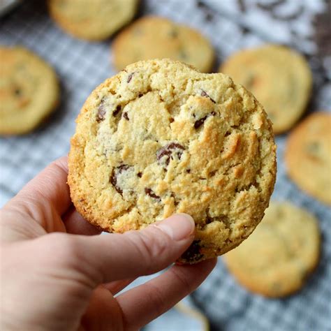 Almond Flour Chocolate Chip Cookies - caramel and cashews