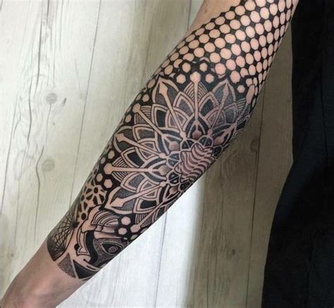 107 Tatuajes Mandalas EN EL BRAZO Actualizado Tatuaggi Geometrici