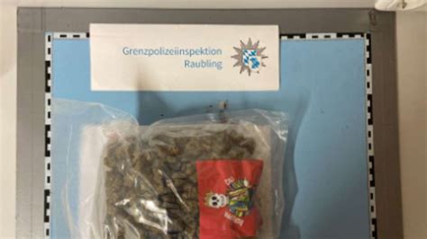 Bad Feilnbach Grenzpolizei Erwischt J Hrigen Mit Marihuana