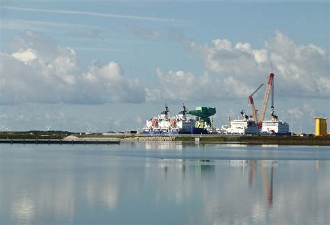 Shipyard Barrow Shipyard At Barrow In Furness Cumbria Flickr