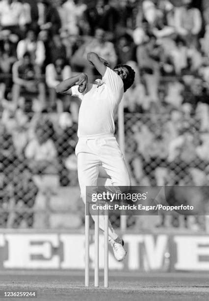 168 Kapil Dev Bowling Stock Photos, High-Res Pictures, and Images ...