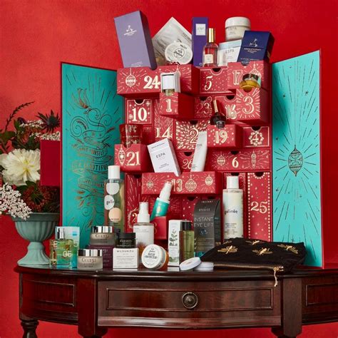 Fortnum & Mason Beauty Advent Calendar 2021 - Contents Revealed