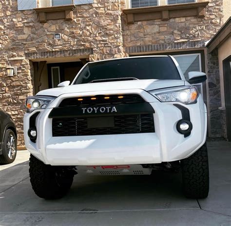 Toyota 4runner Grille Lights And Upgrade Parts Yota Leds