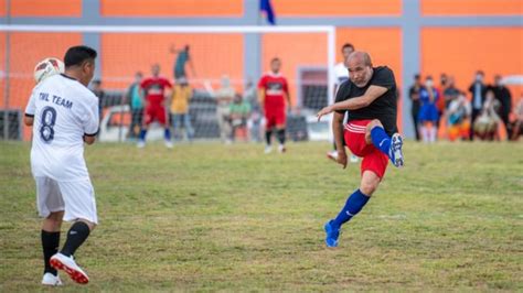 Manipur CM Biren Singh shows off football skills in friendly match