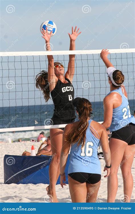 Women`s Collegiate Beach Volleyball 2021 LIV Editorial Image - Image of volleyball, xxii: 213590495