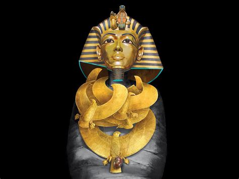 King Tut’s mummy hid many treasures. This graphic unwraps them