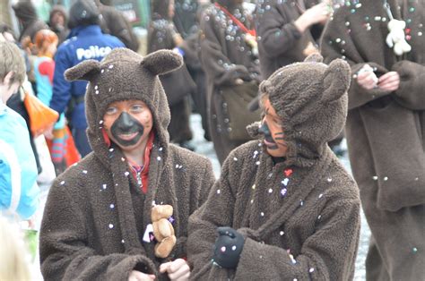 Folclore Y Tradici N En Andenne El Carnaval De Los Osos