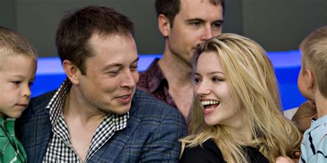 Elon Musk S First Wife Says He Has A Type Of Girlfriend