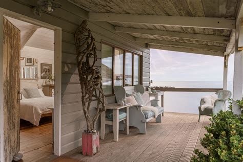 A Hopelessly Romantic Beach Hut In Cornwall That Once Hosted Kate