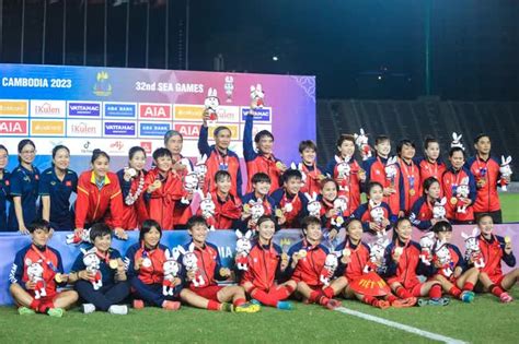 Hot girl Hoàng Thị Loan xúc động khi vô địch SEA Games Đây có thể là lần cuối bác Chung dẫn