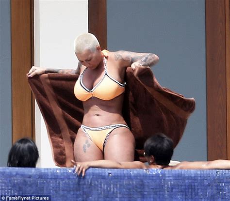 Amber Rose In Bikini After Visiting Hookah Bar In Mexico Daily Mail Online