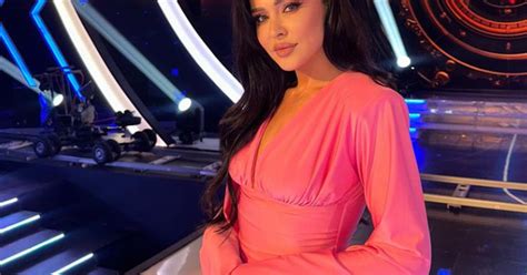 Ish Banorja E Big Brother Vip Nxeh Rrjetin Pozon Me Bikini Minimaliste Lifestyle