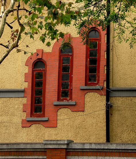 Windows In A Wall Shanghai Rob Deutscher Flickr