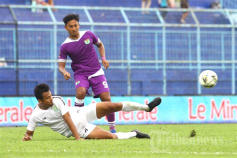 Persela Lamongan Kalahkan Persita Tangerang Foto 3 1789995