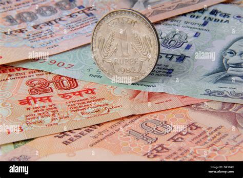 Indian currency notes and coin Stock Photo - Alamy