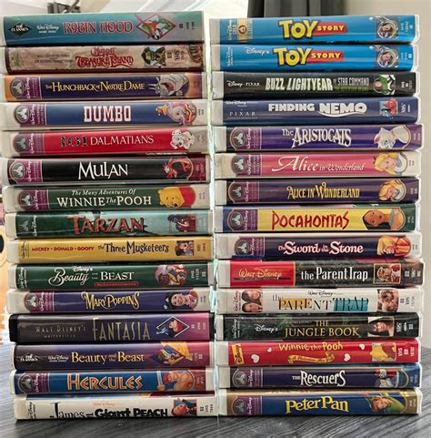 Disney Movies VHS Listing 2 Of 5 Original Clamshell Cases And Artwork