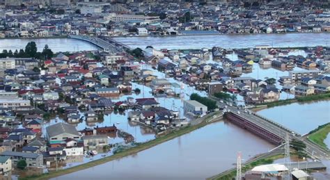 【台風19号】阿武隈川氾濫で浸水した福島県郡山市のドローン映像13日午前 Tohoku360