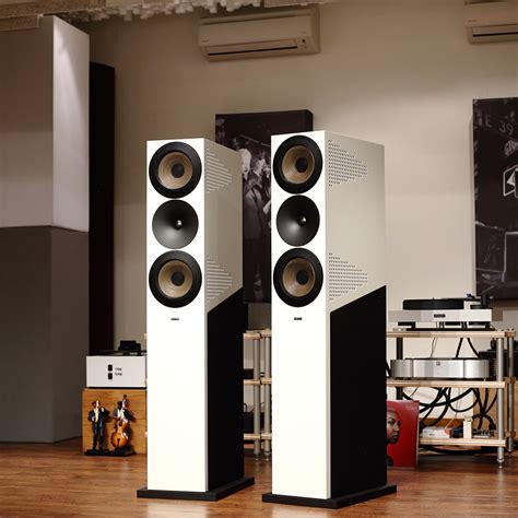 Speakers for your home – monitors for your studio | Amphion