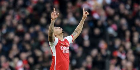 Report Arsenal 2 0 Brighton Inc Goals Arseblog News The