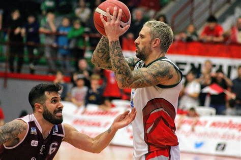 Legnano Basket Sfida Livorno Al Pala Borsani Legnanonews