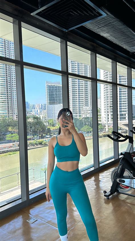 Hottest Fuck In Town Metro Manila Escort In Manila Female