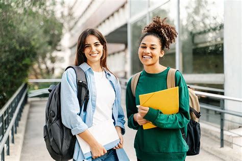 Por que a Estácio é a melhor faculdade? Confira 8 fatos!